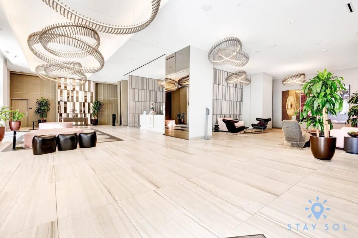Wrap Around Balcony - Insane Views - Amazing Pools Daire Hollywood Dış mekan fotoğraf