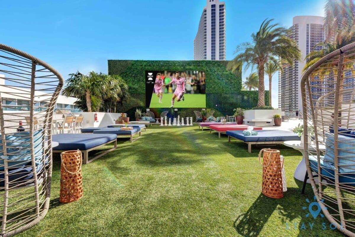 Wrap Around Balcony - Insane Views - Amazing Pools Daire Hollywood Dış mekan fotoğraf