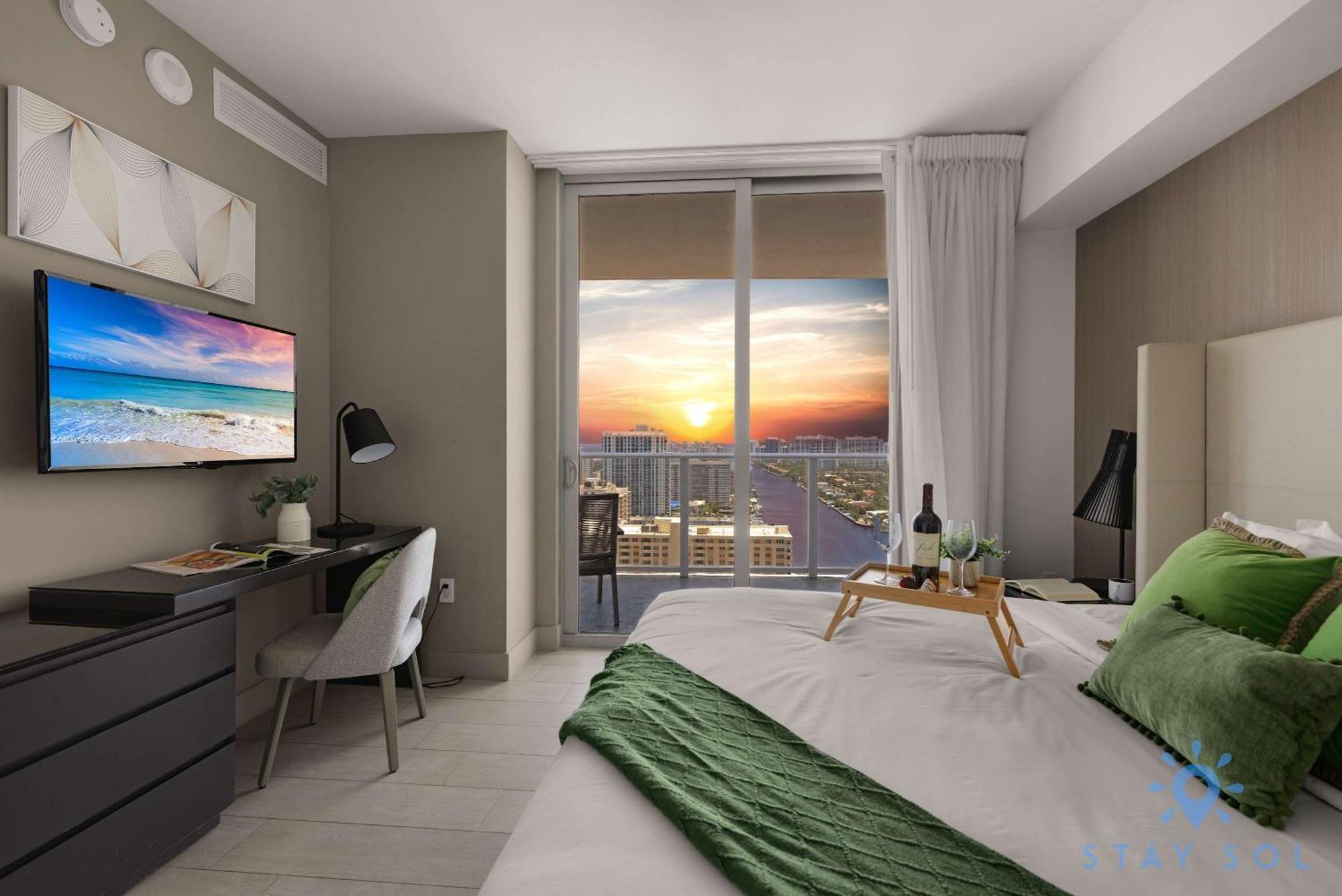 Wrap Around Balcony - Insane Views - Amazing Pools Daire Hollywood Dış mekan fotoğraf